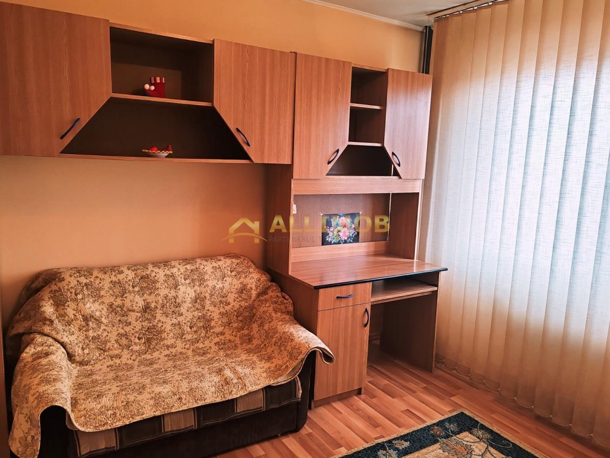 Apartament 3 camere in Ploiesti, zona Sud - foto 13