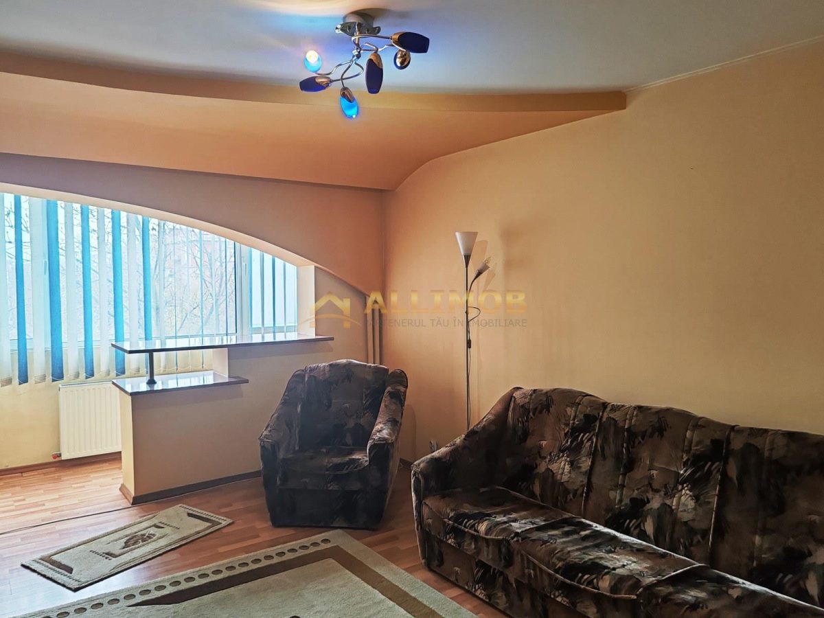 Apartament 3 camere in Ploiesti, zona Sud - foto 4