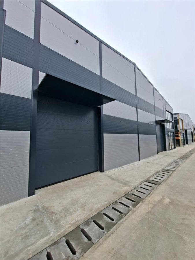Hala 600 mp, cu birouri  P + 1, constr.2025 - foto 5