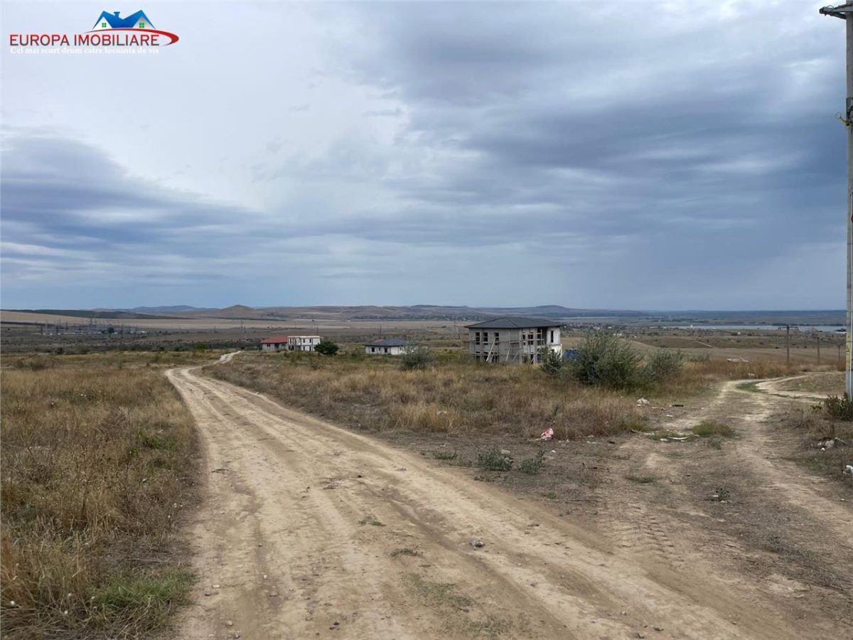 Teren de vanzare zona MGM-Tulcea - 