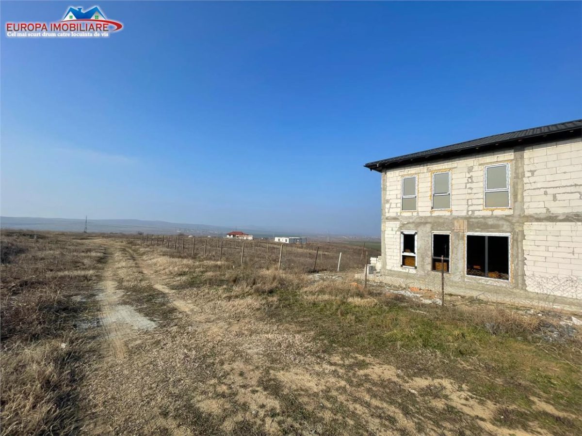 Teren de vanzare zona MGM-Tulcea - foto 3