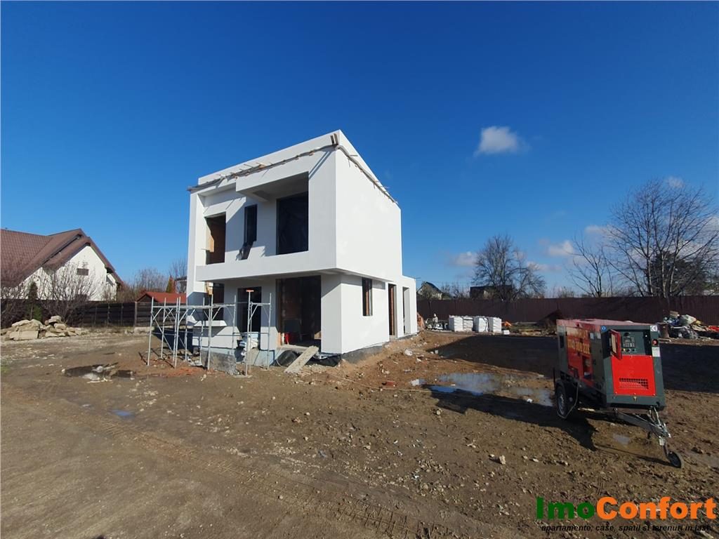 Vila de lux cu 667 mp teren, in Valea Ursului langa padure - 