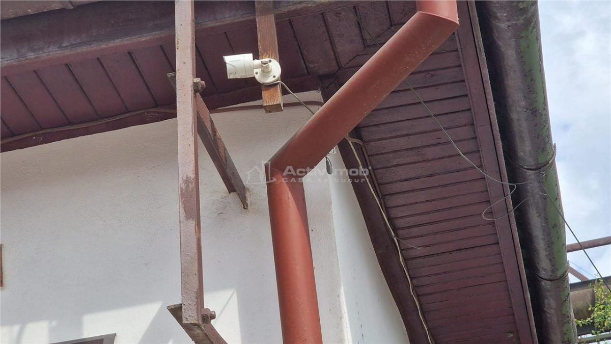 Resita Casa mare Dealul Mare pentru 2 Familii - foto 19