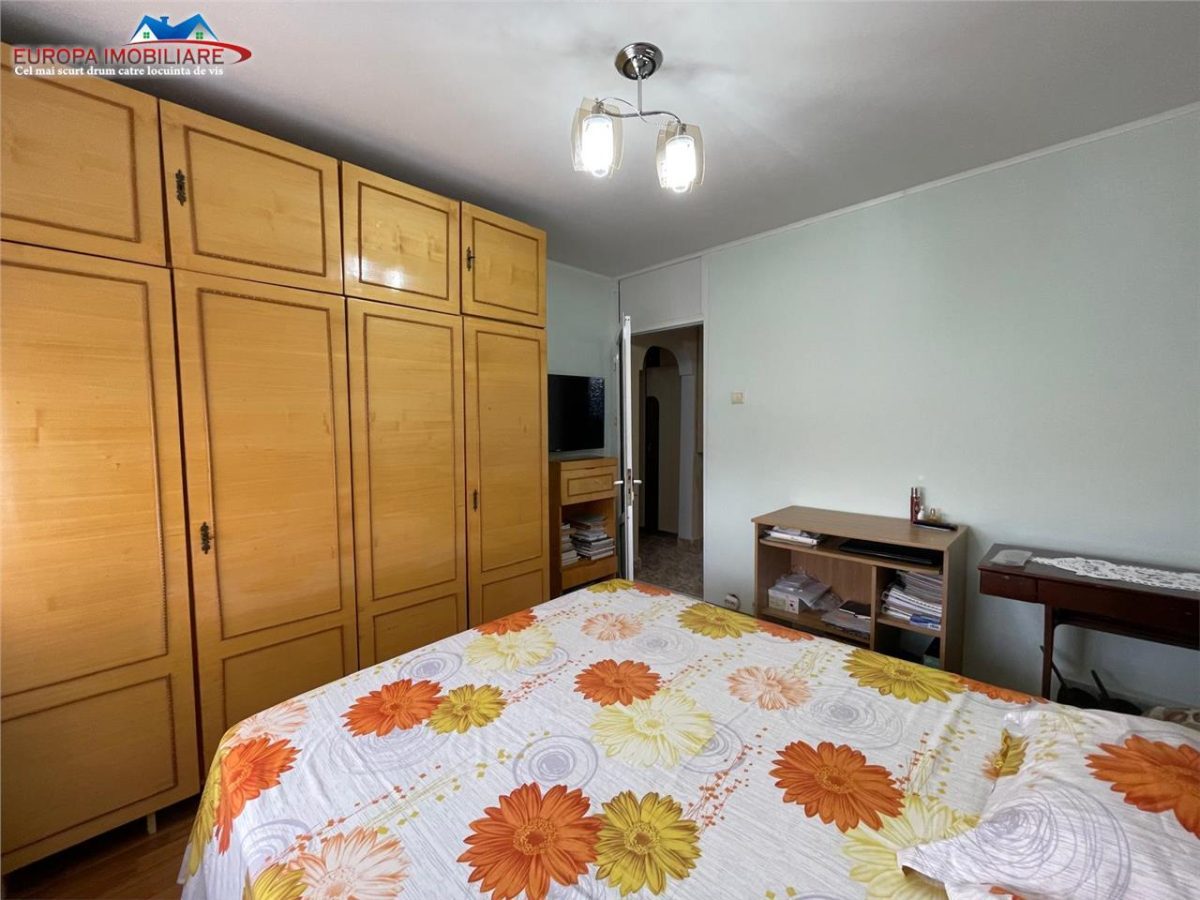Apartament cu 2 camere de vanzare strada Podgoriilor- Tulcea - foto 5