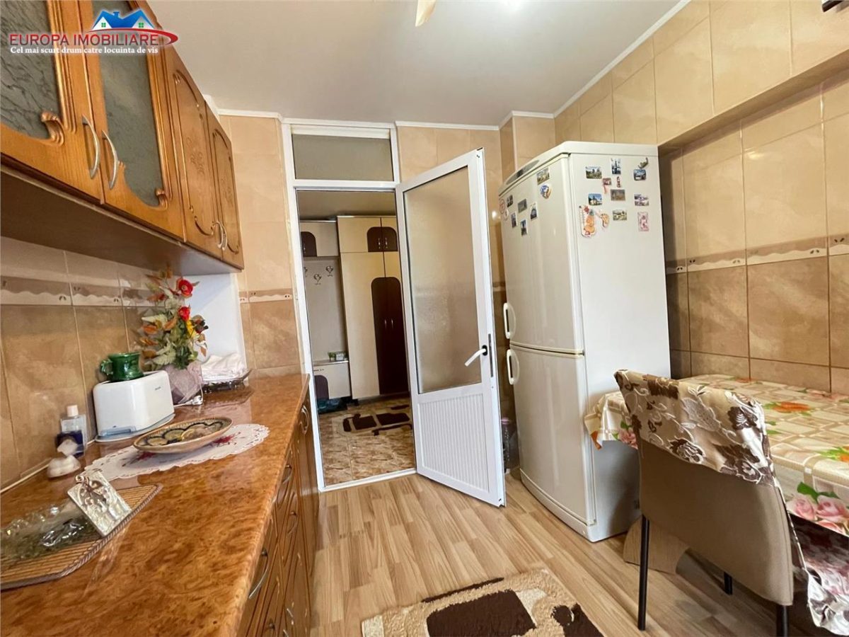 Apartament cu 2 camere de vanzare strada Podgoriilor- Tulcea - foto 6