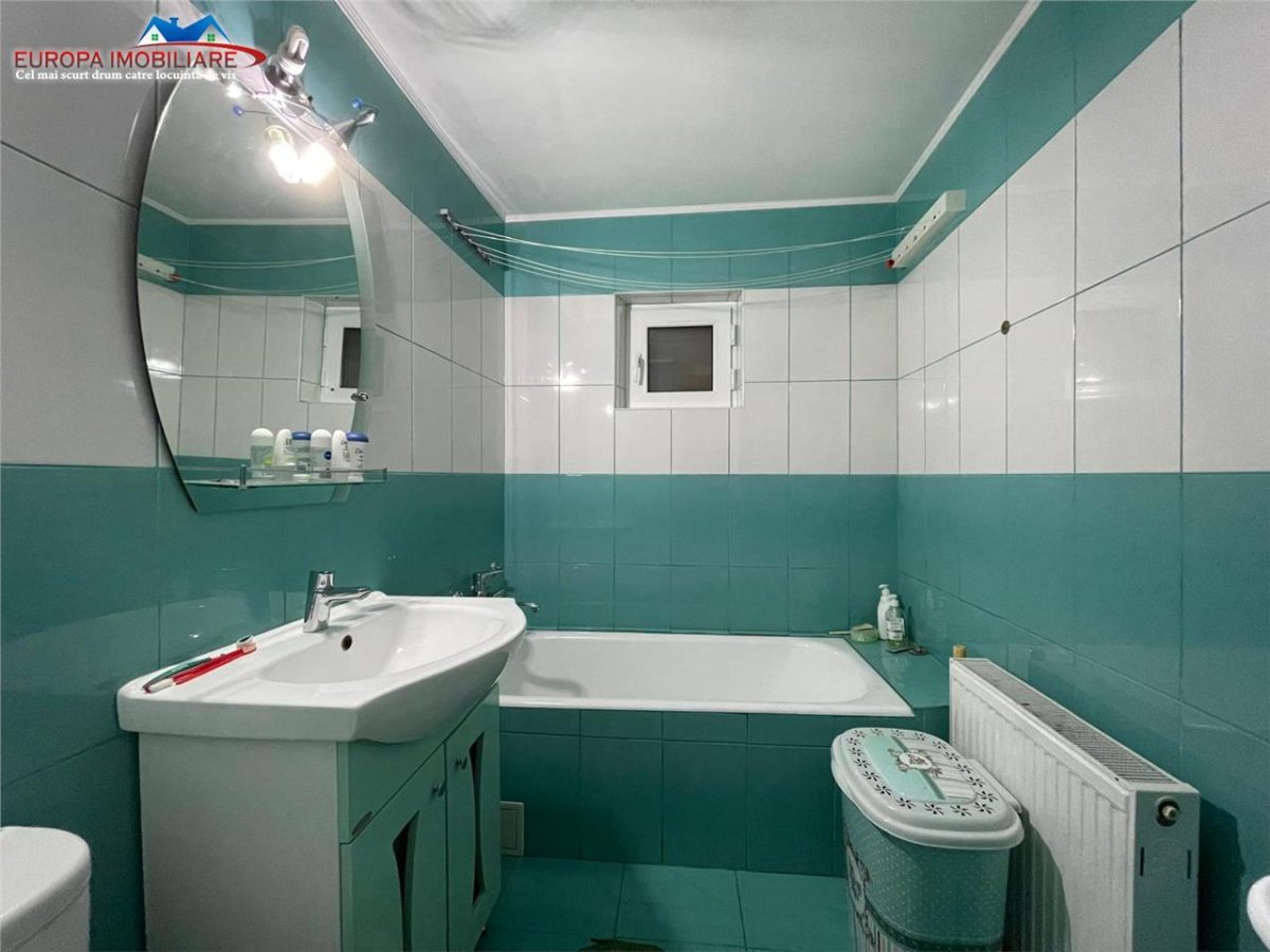 Apartament cu 2 camere de vanzare strada Podgoriilor- Tulcea - foto 10