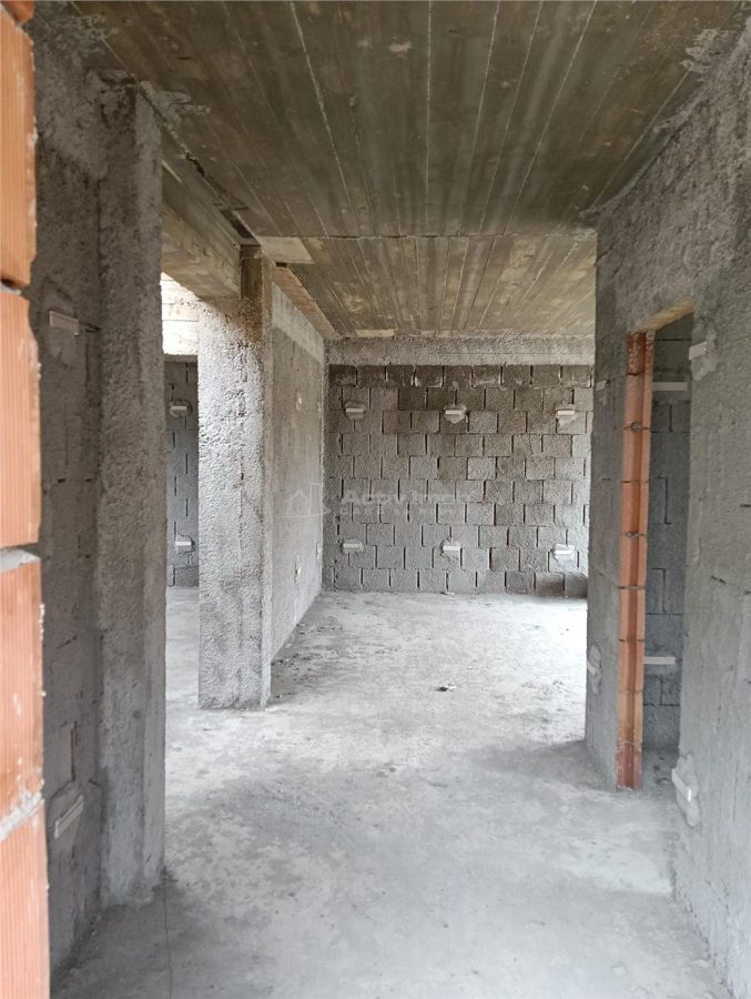 Casa individuala-3 camere-Toate utilitatile-Asfalt-STB-Mutare rapida - foto 4