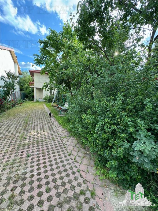 Lac Baneasa, Herastrau , proprietate compusa din 2 vile - foto 2