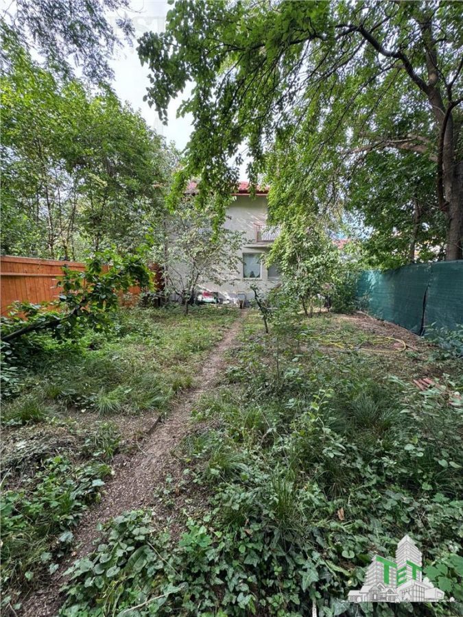 Lac Baneasa, Herastrau , proprietate compusa din 2 vile - foto 5