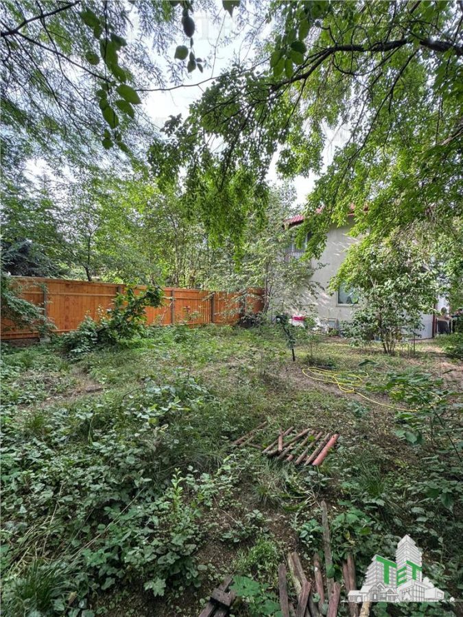 Lac Baneasa, Herastrau , proprietate compusa din 2 vile - foto 9