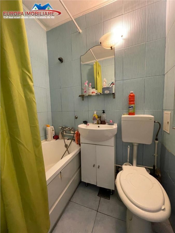 Apartament 3 camere de vanzare zona VEST Tulcea - foto 7