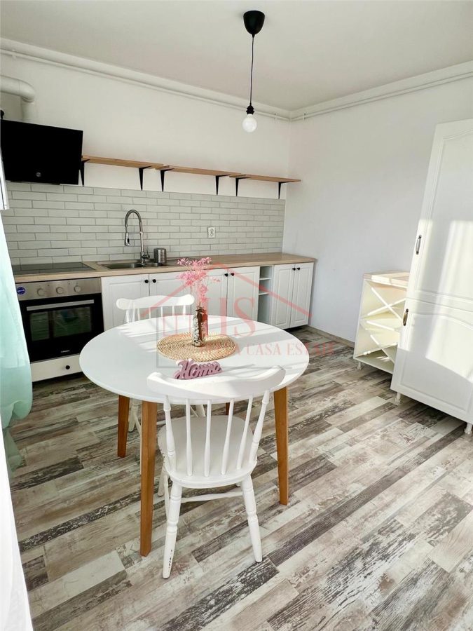 Apartament cu 2 camere, nou, finisat si mobilat. Zona Cetatii Floresti - Floresti