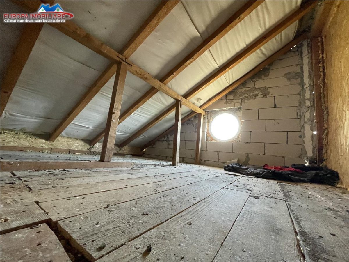 Casa de vanzare in localitatea Malcoci - foto 16