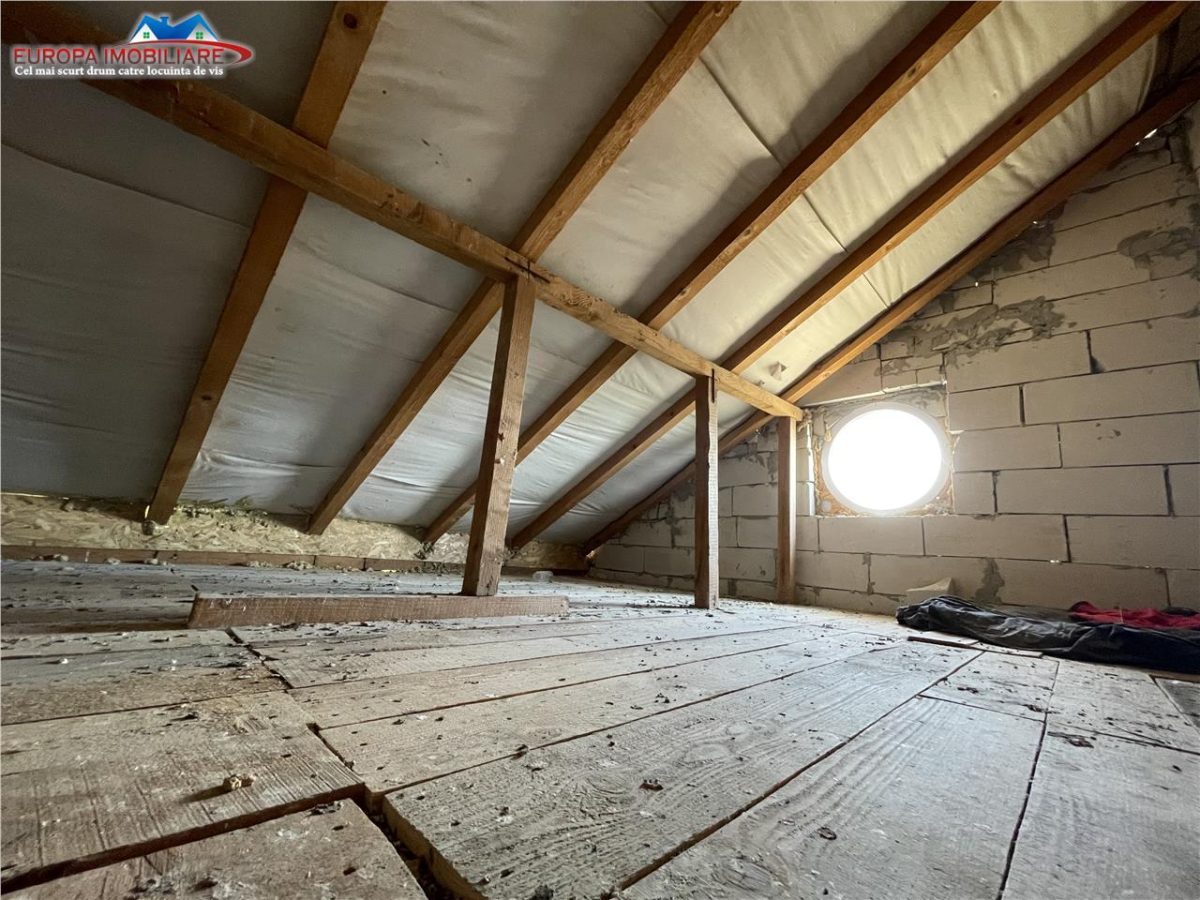 Casa de vanzare in localitatea Malcoci - foto 17