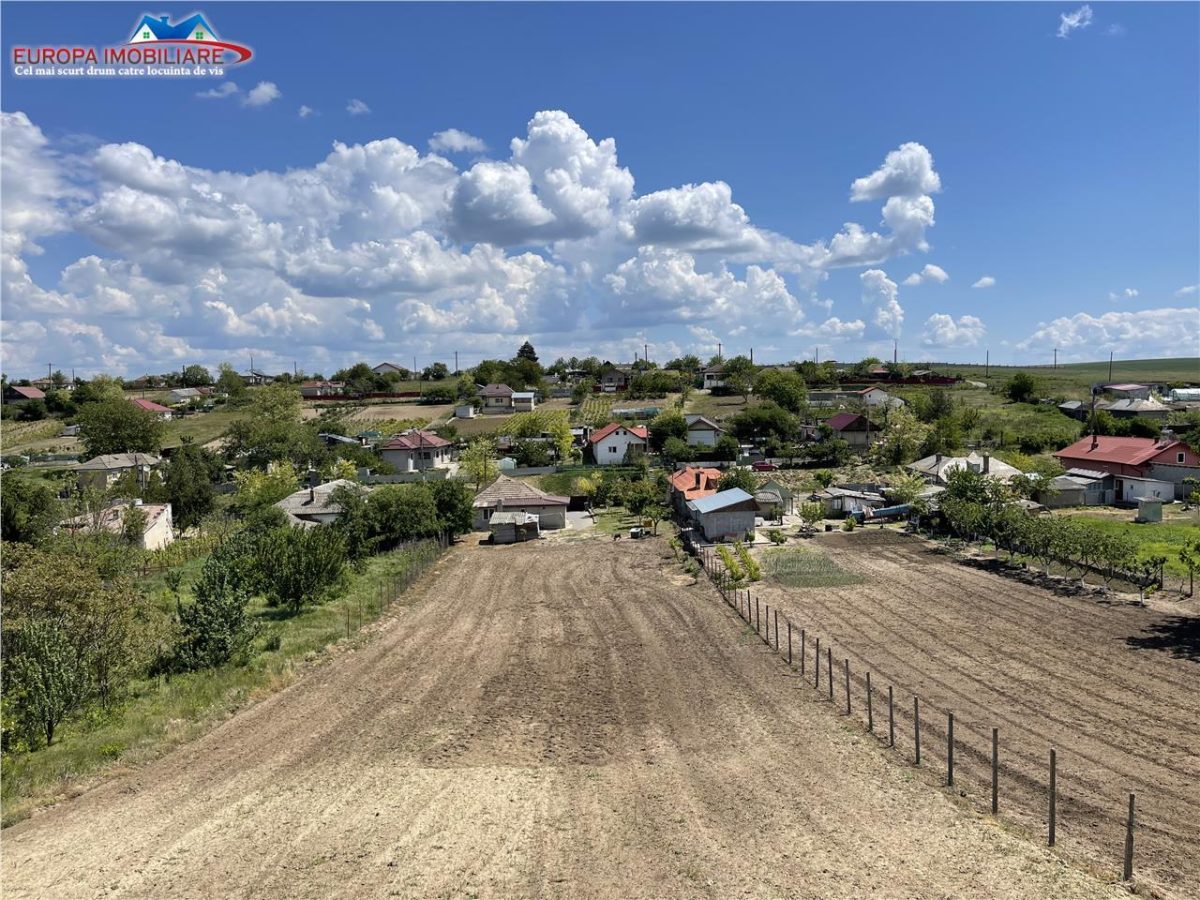 Casa de vanzare in localitatea Malcoci - foto 23