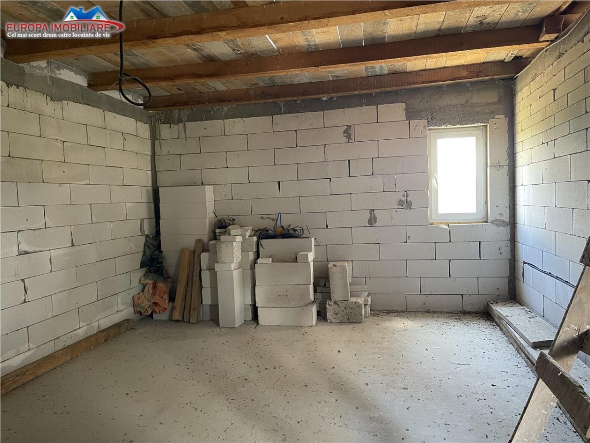 Casa de vanzare in localitatea Malcoci - foto 6