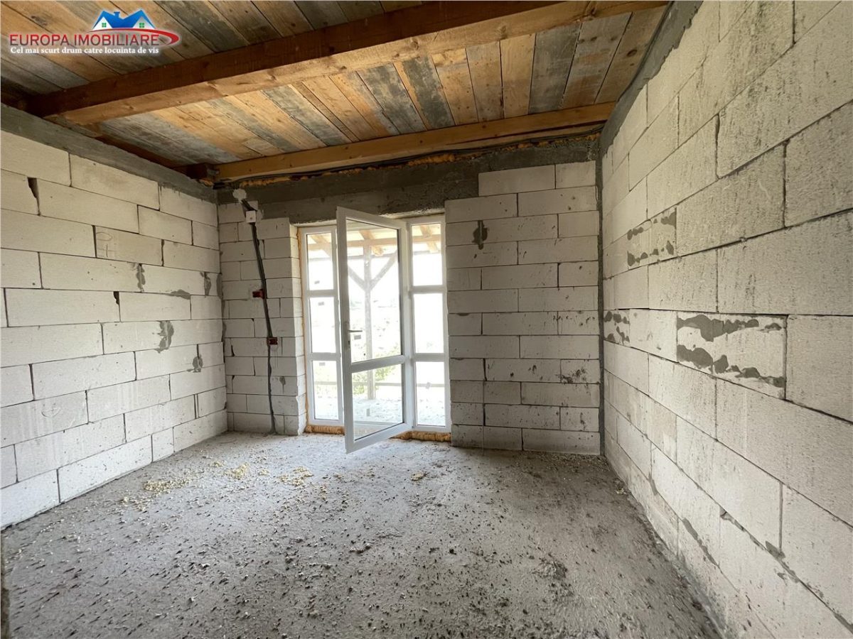 Casa de vanzare in localitatea Malcoci - foto 8