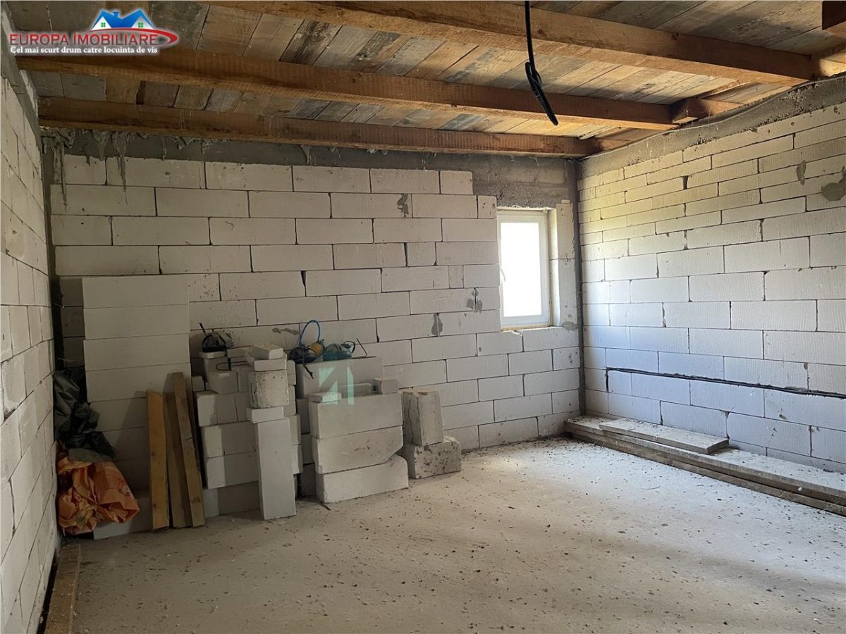 Casa de vanzare in localitatea Malcoci - foto 9