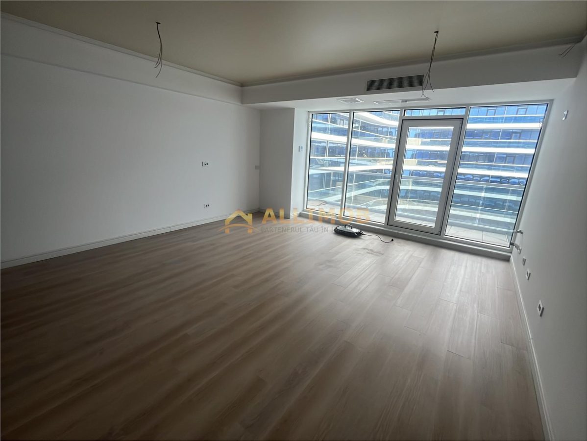 Studio dublu cu vedere la mare, etaj 8 â€“ White Titanic, Mamaia Nord, mobilat complet - foto 3