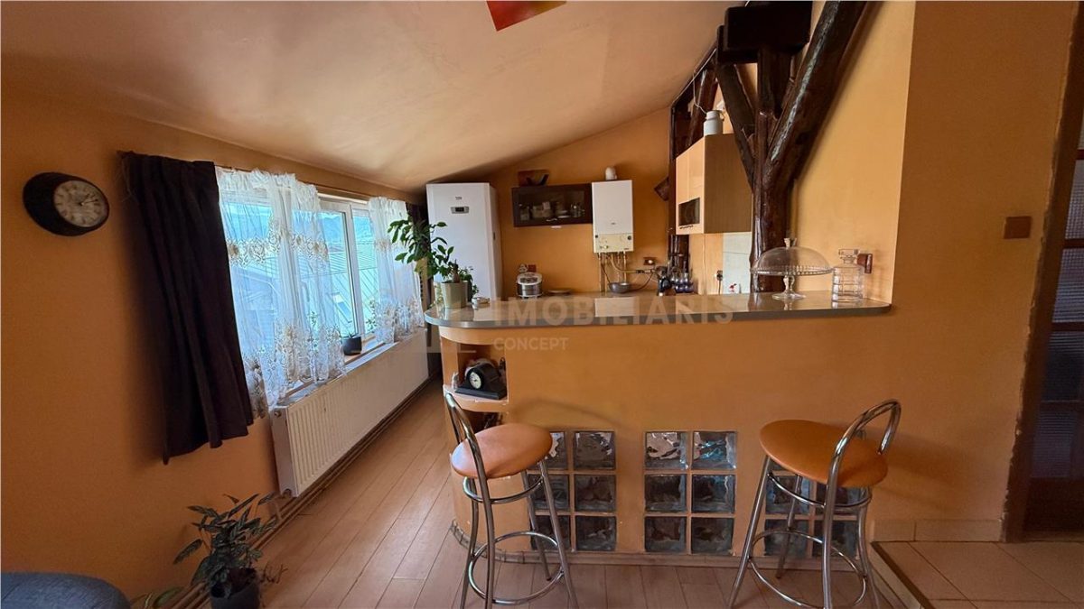 Apartament 3 camere, zona Cehov - foto 3