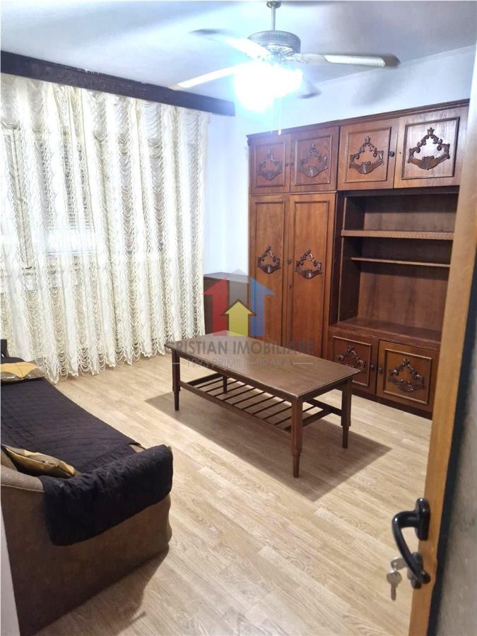 3 cam, 70 mp, Decomandat conf 1, Obor, Mobilat si Utilat - Braila