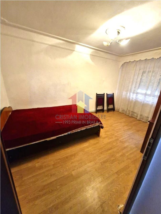 3 cam, 70 mp, Decomandat conf 1, Obor, Mobilat si Utilat - foto 2