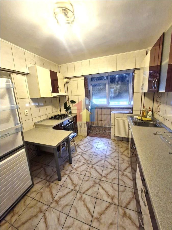 3 cam, 70 mp, Decomandat conf 1, Obor, Mobilat si Utilat - foto 5