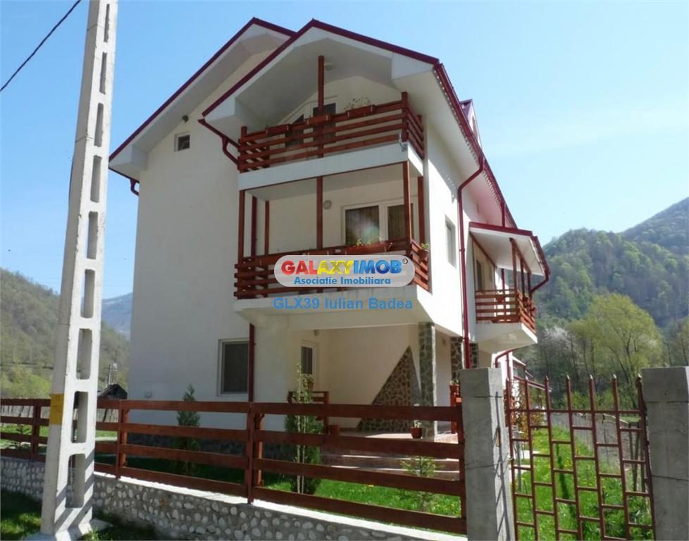 Pensiune de vanzare zona Voineasa - jud. Valcea - Horezu