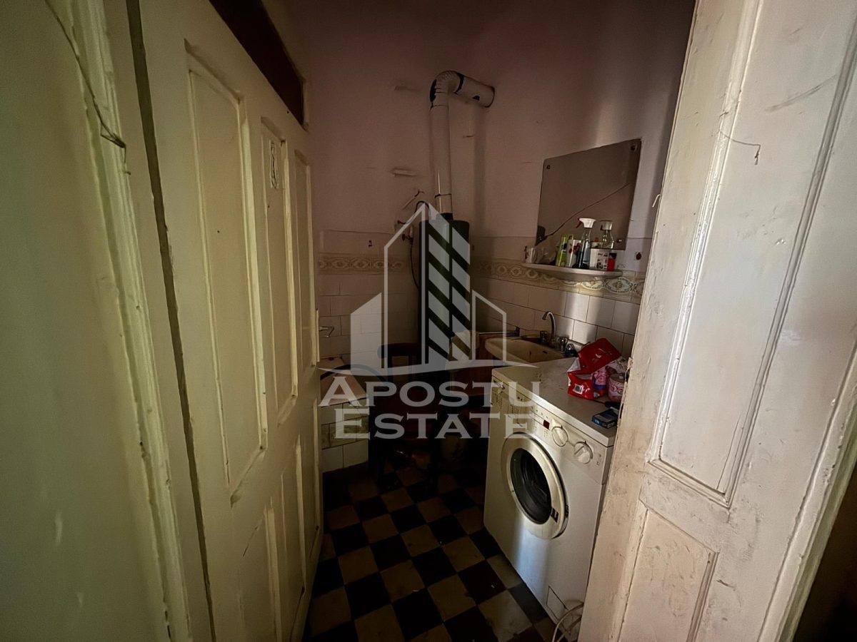 Casa cu 5 camere, 777 mp teren la MOLDOVA VECHE, ideal casa de vacanta - foto 5