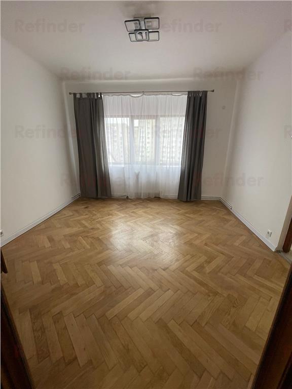 apartament 3 camere Piata Muncii, la 1 minut de gura de metrou, 90mp utili ,etaj 5/8, vedere spate, centrala proprie, lift, amenajat. - foto 16