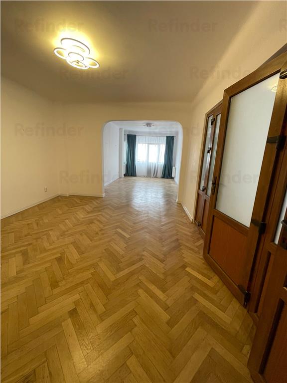 apartament 3 camere Piata Muncii, la 1 minut de gura de metrou, 90mp utili ,etaj 5/8, vedere spate, centrala proprie, lift, amenajat. - foto 20