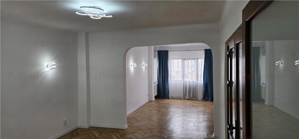 apartament 3 camere Piata Muncii, la 1 minut de gura de metrou, 90mp utili ,etaj 5/8, vedere spate, centrala proprie, lift, amenajat. - foto 3