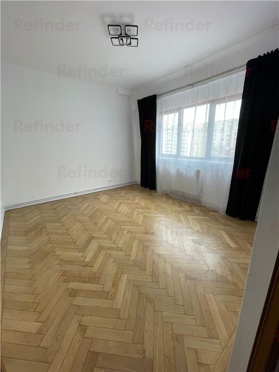 apartament 3 camere Piata Muncii, la 1 minut de gura de metrou, 90mp utili ,etaj 5/8, vedere spate, centrala proprie, lift, amenajat. - foto 10