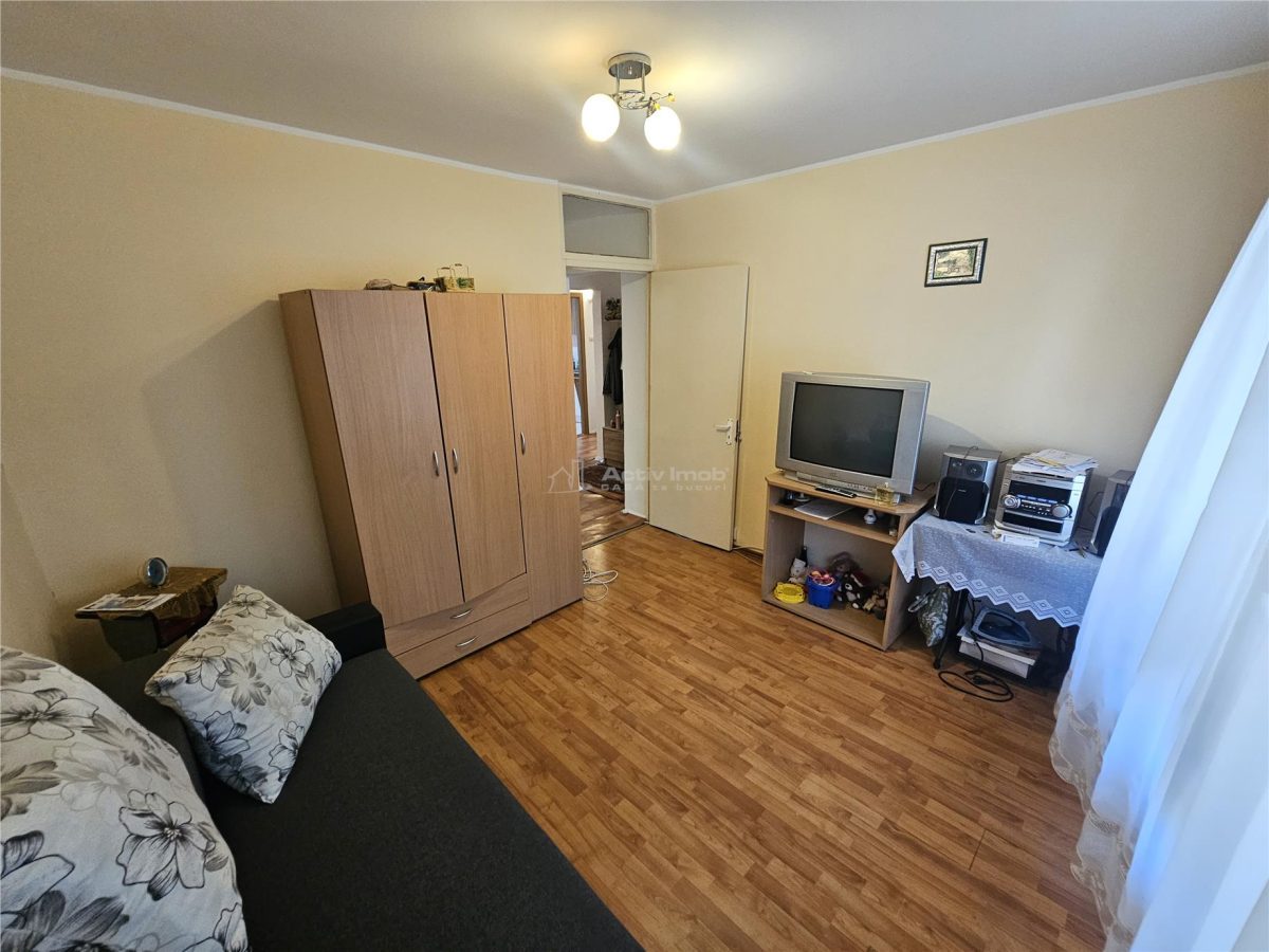 Resita, 3 Cam. Dec., Mobilat+Utilat, Parter Inalt, Micro 4 - foto 16