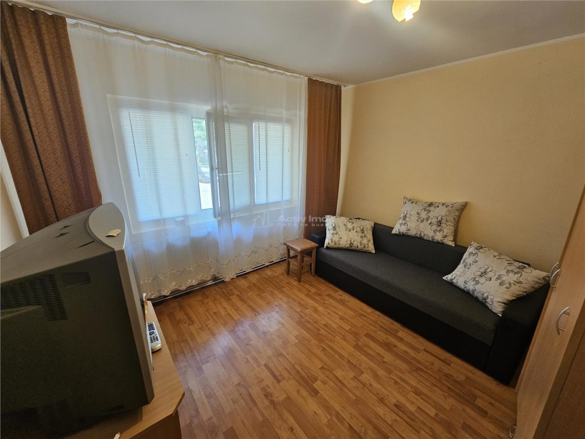 Resita, 3 Cam. Dec., Mobilat+Utilat, Parter Inalt, Micro 4 - foto 4