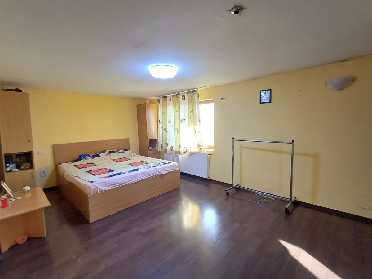 5 camere - 3 bai - 200 mp utili - teren 920 mp - Domnesti - Craitei - foto 9