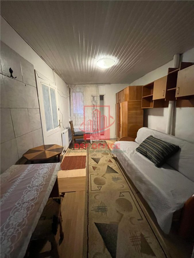 Garsoniera in Copou, la casa, modesta - foto 4