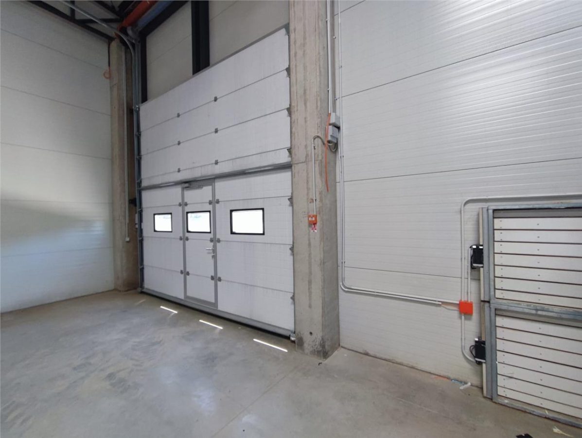 Chitila-gara - Hala 432 mp, cu birouri, curte individula-toate utilitatile - foto 4