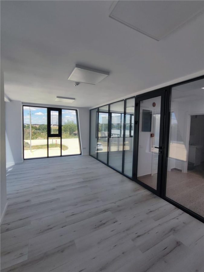 Chitila-Hala 964 mp,birouri 200 mp,curte 500 mp-toate utilitatile - foto 5