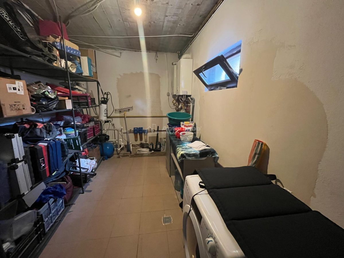 Caransebes, Casa la Cheie P+E+M, Zona ACR - foto 21