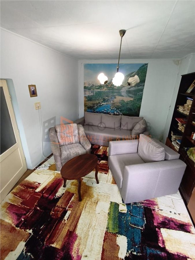 Casa tip parter zona Centru - foto 16