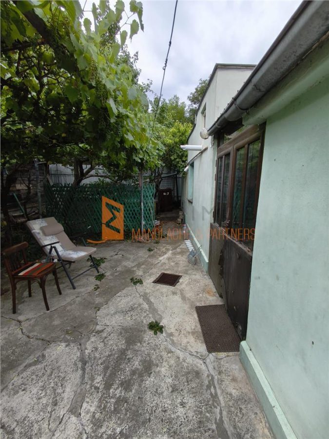 Casa tip parter zona Centru - foto 3