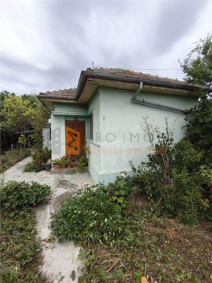 Casa tip parter zona Centru - foto 5