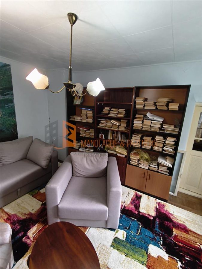 Casa tip parter zona Centru - foto 7