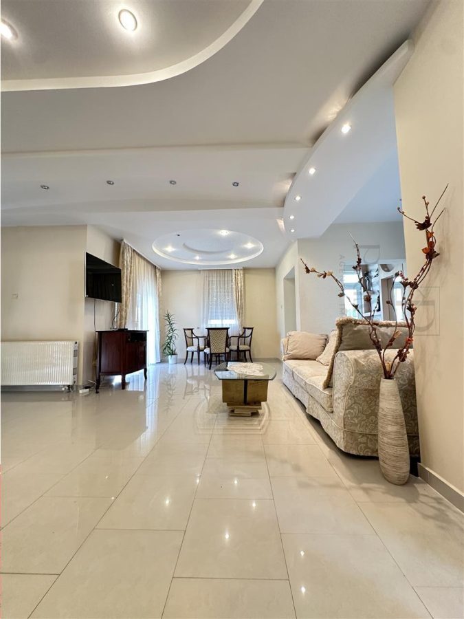 GIROCULUI - Casa individuala - Piscina incalzita si sauna - Garaj - Teren 657mp - 