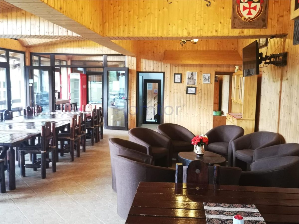 Vila/Pensiune cu 12 camere teren de 2.000 mp de vanzare in Campulung Muscel Arges - foto 6