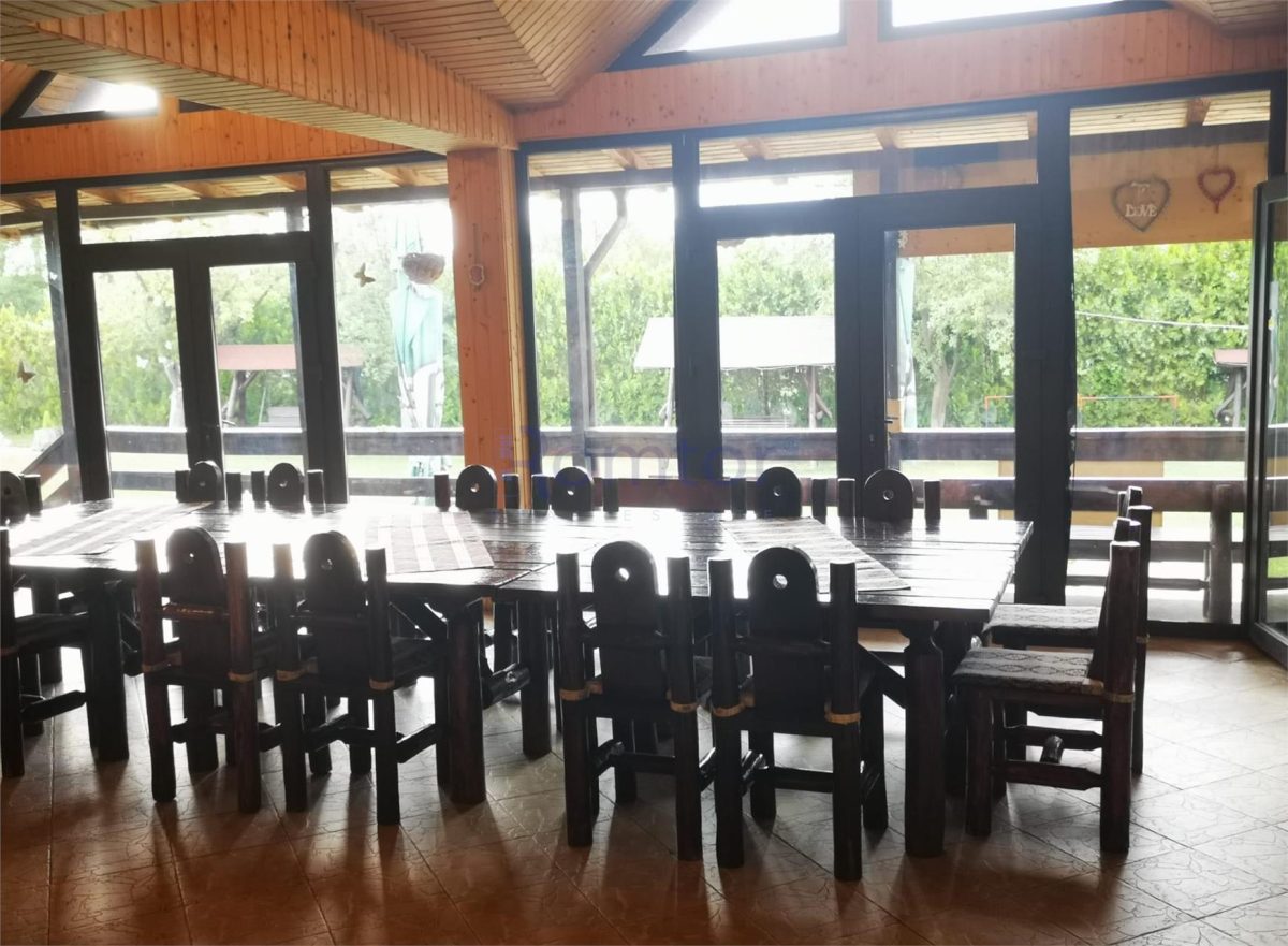 Vila/Pensiune cu 12 camere teren de 2.000 mp de vanzare in Campulung Muscel Arges - foto 7