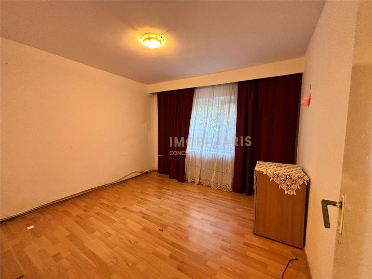 Apartament 3 camere zona Petru Rares - foto 3