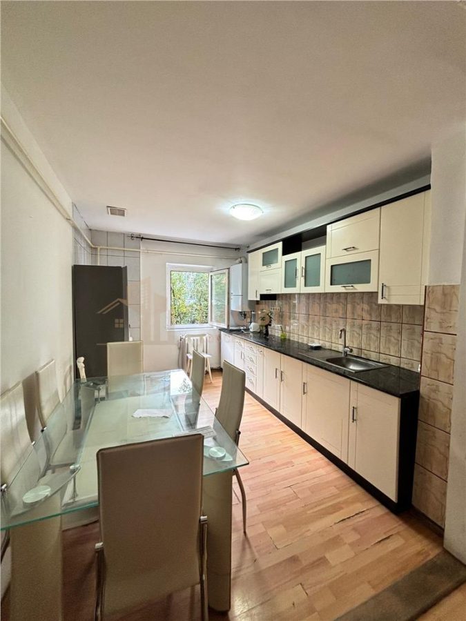 Apartament 3 camere zona Petru Rares - foto 8