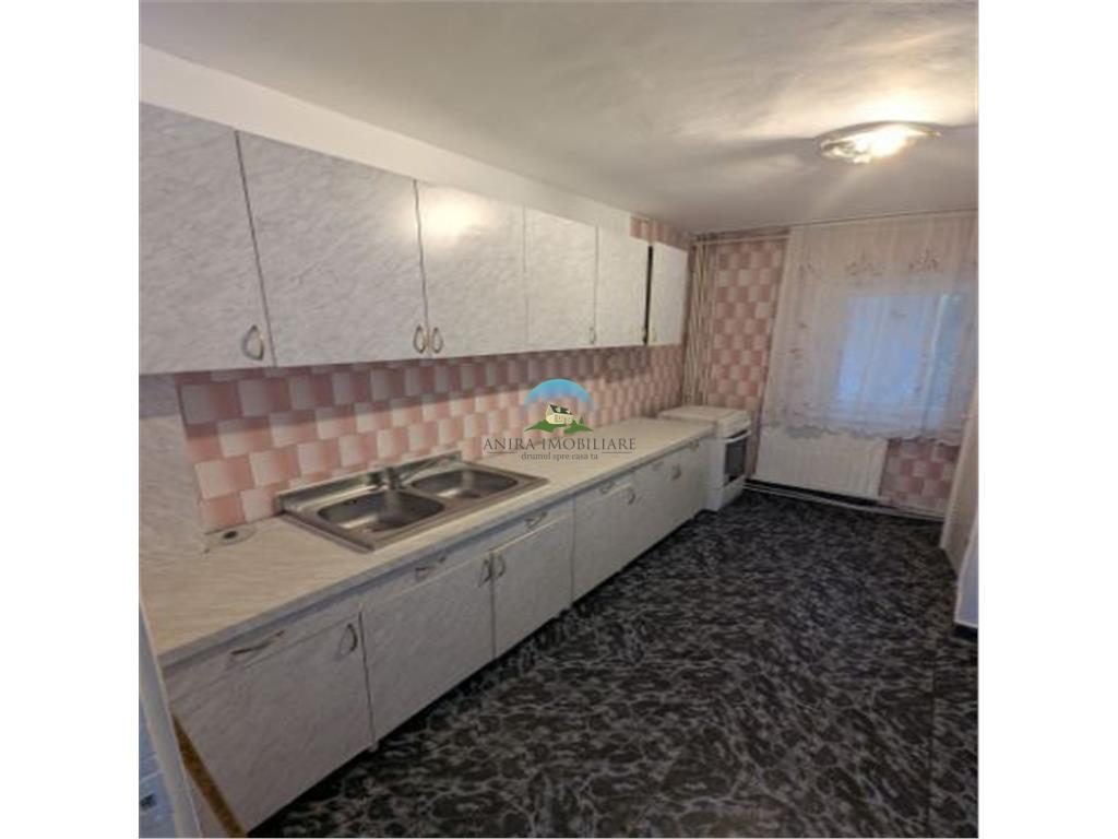 Apartament de vanzare cu 4 camere decomandat, Manastur Cluj Napoca - 